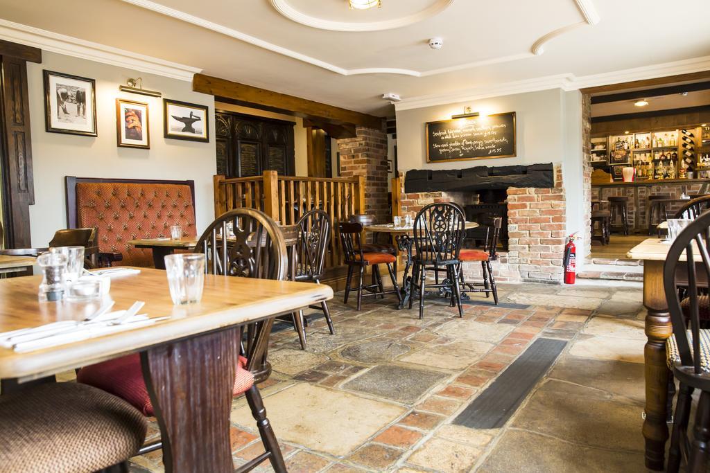 The Anvil Inn Blandford Forum Exterior foto